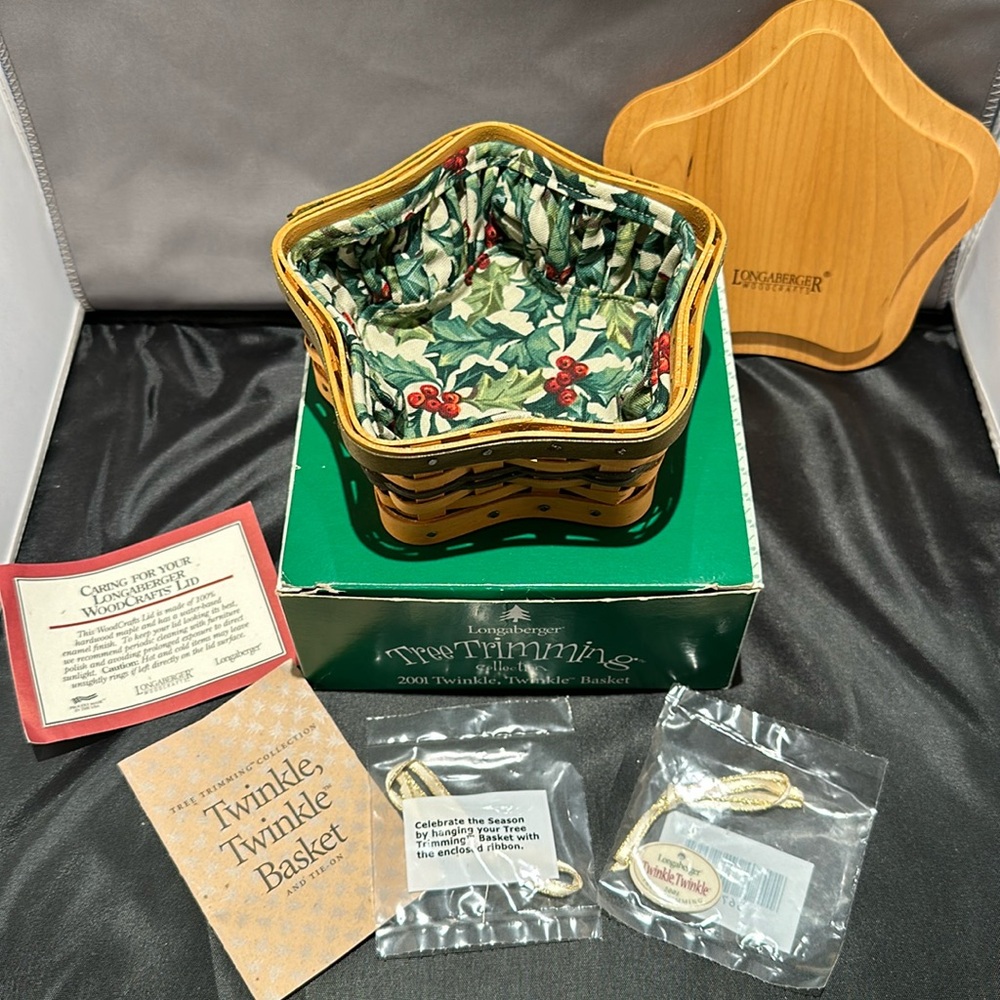 Longaberger Tree Trimmimg Collection 2001 Twinkle, Twinkle Basket with tie on